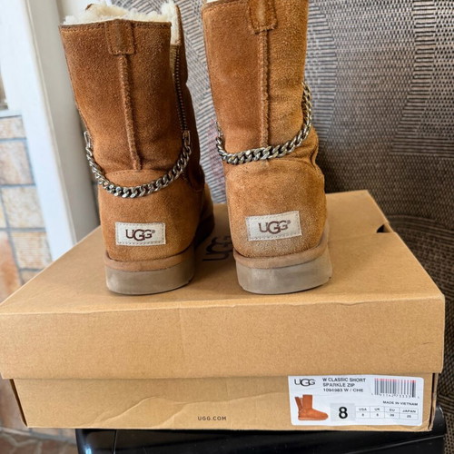 Ugg boots used, brown, size 39