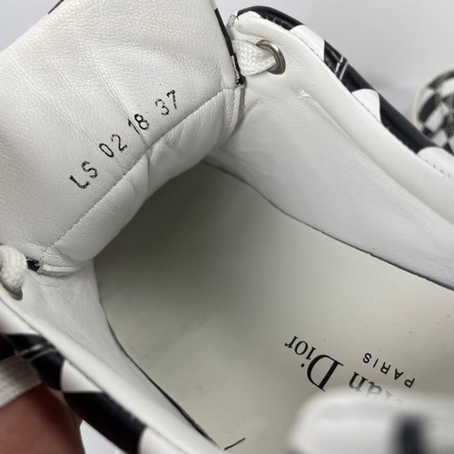 Christian Dior D-BEE Check Leather Sneakers size 37 like new, white and black
