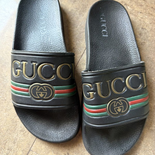Gucci black slippers size 38