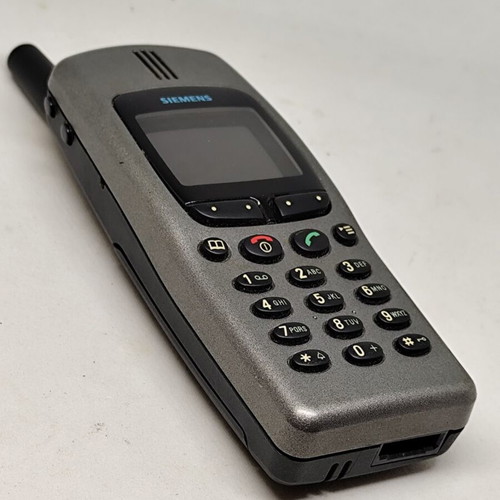 Siemens C25 vintage mobile phone used, with original charger, non-functional