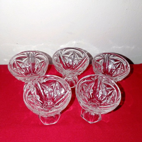 Vintage crystal liqueur glasses shot glasses set of 5 like new