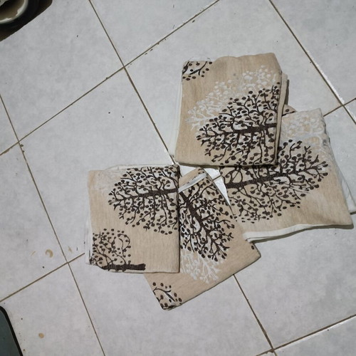 Elastic sofa covers with geometric pattern like new, separate sale