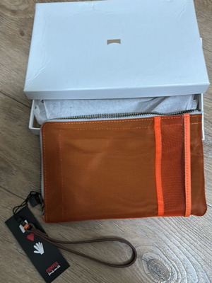 Camper orange wristlet bag 14x22 new