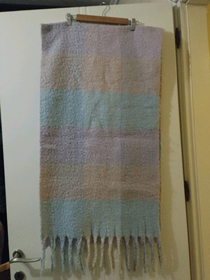 Fluffy scarf like new, blue and pink with fringes