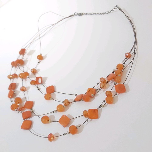 Necklace like new orange