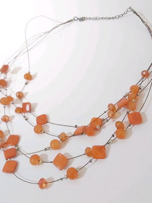 Necklace like new orange