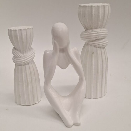 Handmade modern decorative set with porcelain