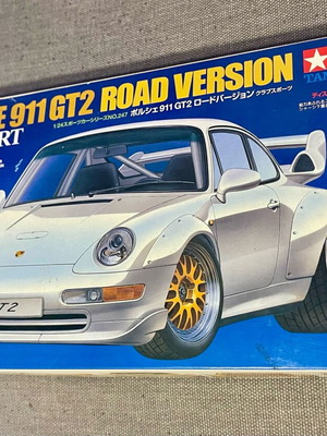 Tamiya Porsche 911 GT2 static assembly model like new
