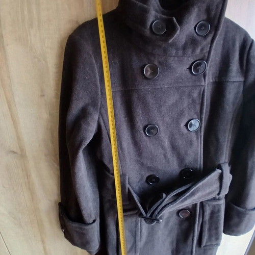 Zara Basic coat size Medium like new, brown
