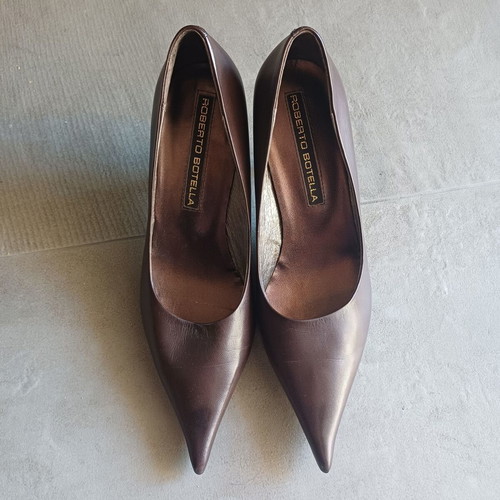 Roberto Botella Brown Leather Pumps Size 38 Like New