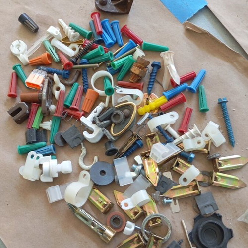 Hardware new for fastening and cable organization