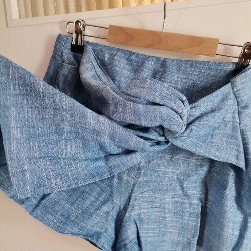 Stradivarius blue medium shorts like new