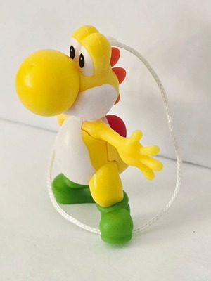 Kinder Super Mario Yellow Yoshi figure like new