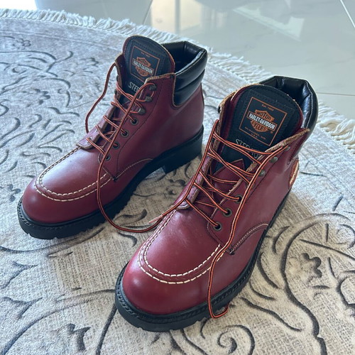 Harley-Davidson leather boots used, burgundy with steel toe protection
