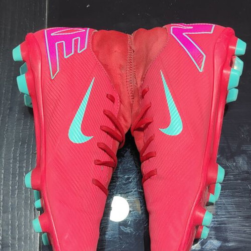 Nike Mercurial football boots, size 41, pink and turquoise