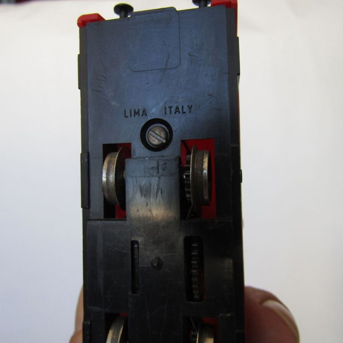 Lima HO scale German locomotive BR 332 used, works well