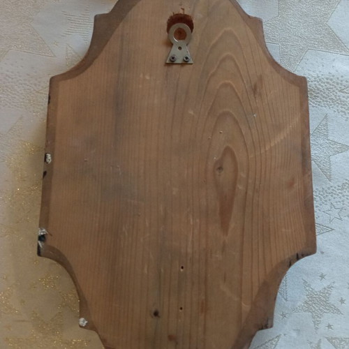 VINTAGE WOODEN HANGER***WAREHOUSE CLEARANCE***WHOEVER GETS IT FIRST!
