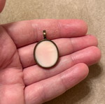 Cameo pendant used, old