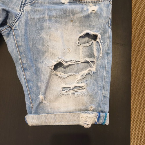 Back2jeans Modern Jean Bermuda Shorts like new, size 31