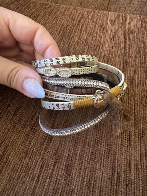 Women's multi-layer bracelet with text motif and strass, like new