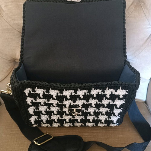 Handmade knitted shoulder bag new, black and white with strap