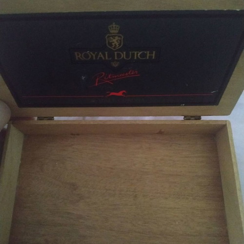 Royal Dutch collectible cigar box used