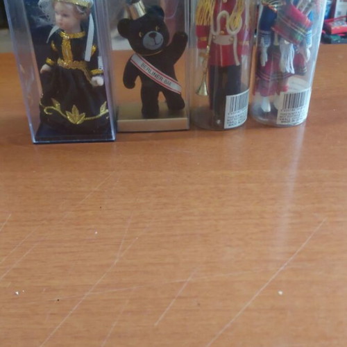 Vintage dolls new, pack of 4