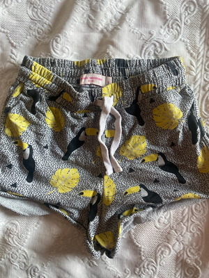 Shorts used, size S