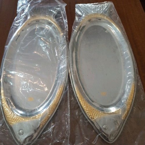 Serving platters fish-shaped stainless steel set like new