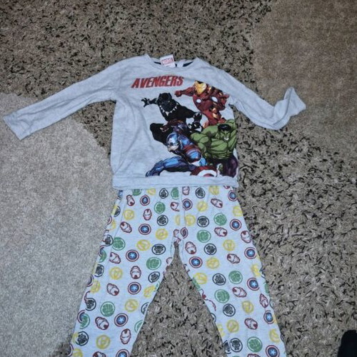 Boys' assorted clothes like new