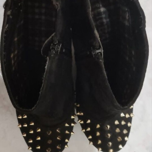 Ankle boots with studs size 40 like new, black, wedge heel