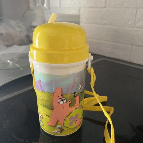 Bob SpongeBob Water Bottle like new with internal straw