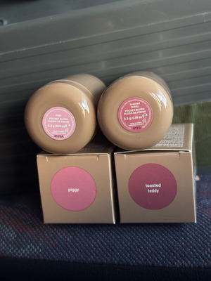 Rhode Pocket Blush new