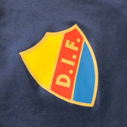 Djurgardens IF Adidas 2018 training jersey size S like new