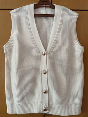 H&M sleeveless vest new, size M, beige with gold buttons