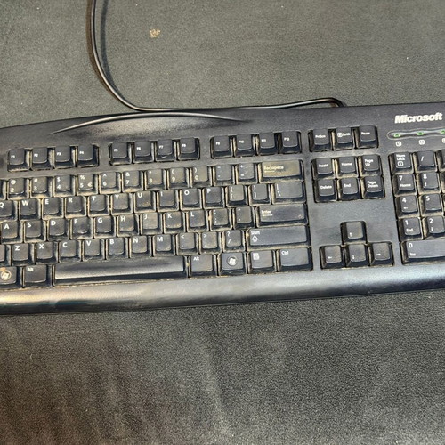 Microsoft Wired Keyboard 200 used wired USB keyboard