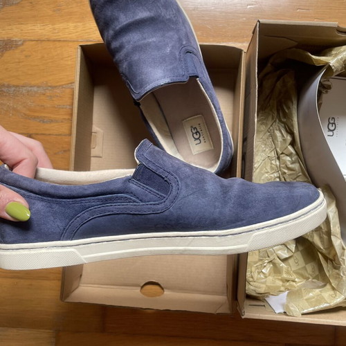 Ugg Australia women's shoes size 40 blue like new
