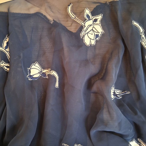 Victoria's Secret Babydoll slip used, beige and dark blue, size S