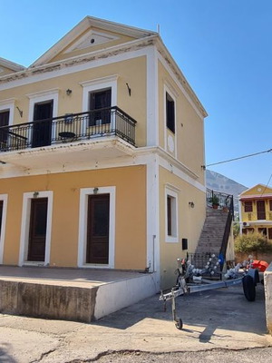 Διώροφη μονοκατοικία 208 τμ με θέα στο Πέδι Σύμης