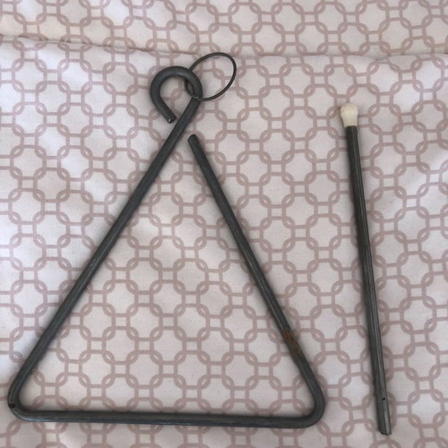 Christmas triangle for carols