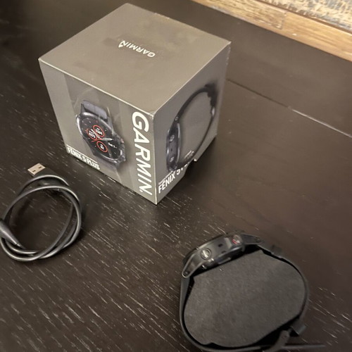 Garmin Fenix 5 Plus smartwatch like new with GPS and music