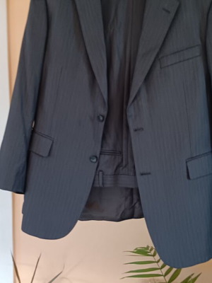 Portobello suit size L like new, dark gray and black