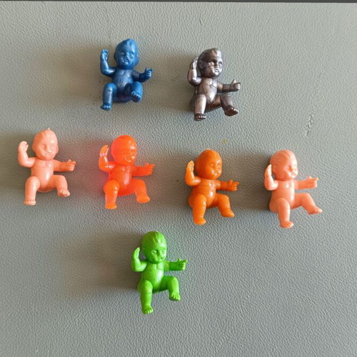 Set of 7 Mini Vintage Gebbelini Babies like new, multicolored