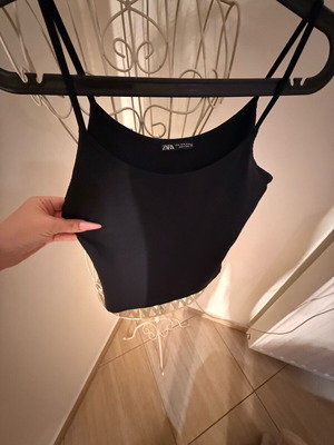 Zara black top new, size Medium