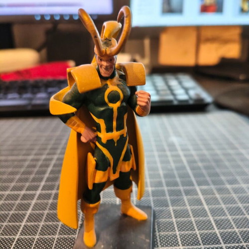 Loki Eaglemoss Marvel Classic lead figurine with magazine refurbished
