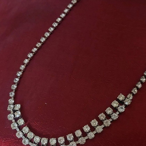 Vintage necklaces with stones like new, pack of 2