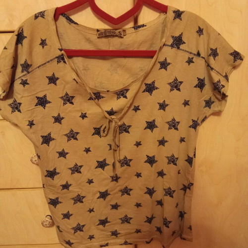 Attrattivo t-shirt used, size small, grey-beige with blue stars