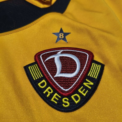 Dynamo Dresden 2008/09 Home Jersey size L new, authentic