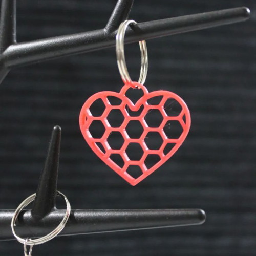 Heart keychain new, available in white and pink