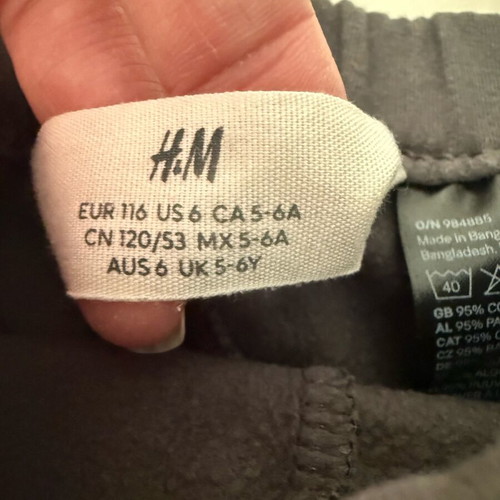 H&M leggings with fuzzy lining like new for girl 5-6 years, gray